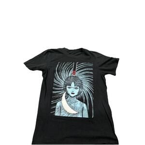 Uzumaki Junji Ito T-shirt Men's Medium Black Distressed Horror Manga